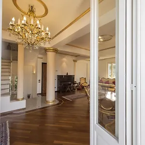Puccini 3*, Lecco Italy